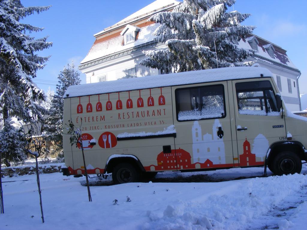 Bagolyvár Fogadó- Újfalusy Márton Vendégház Zirc Exterior foto