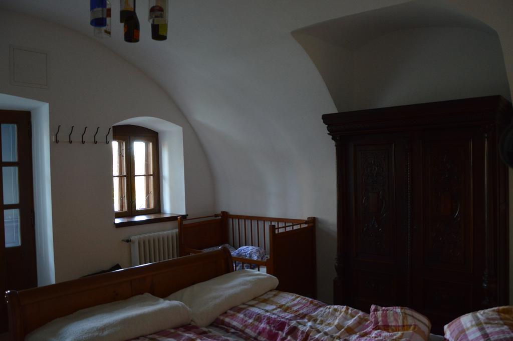 Bagolyvár Fogadó- Újfalusy Márton Vendégház Zirc Exterior foto