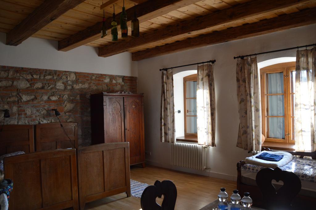 Bagolyvár Fogadó- Újfalusy Márton Vendégház Zirc Exterior foto